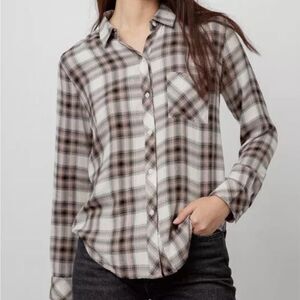 Rails Hunter Size Small Button-Down Ivory Coal Blush Plaid Long Sleeve Shirt